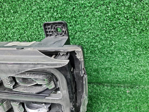 Фара левая Yutong ZK6116 (2024-н.в.) LED