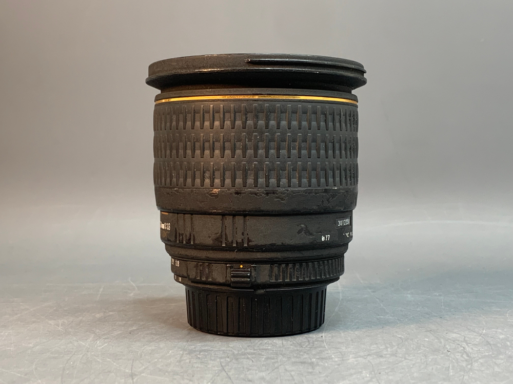 Sigma 24mm F1.8 EX DG ASP Macro Nikon F, царапины на линзах