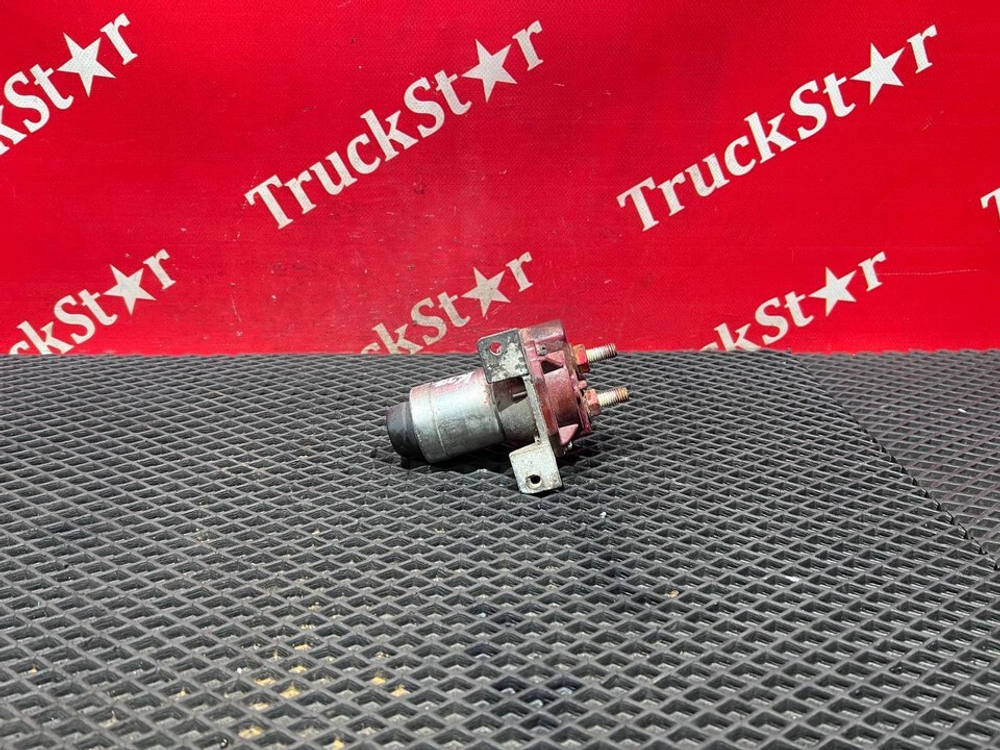 Выключатель массы