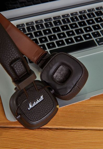 Qulaqcıq Marshall Major III Bluetooth qəhvəyi