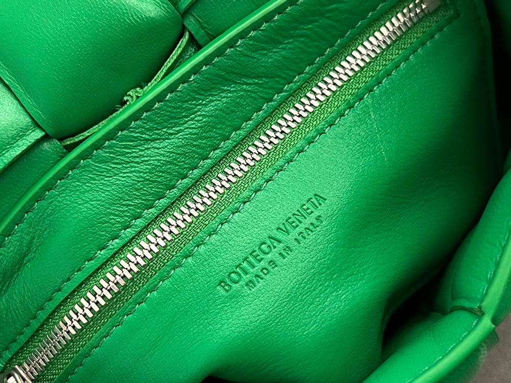Bottega Veneta Small Padded Cassette 19 cm