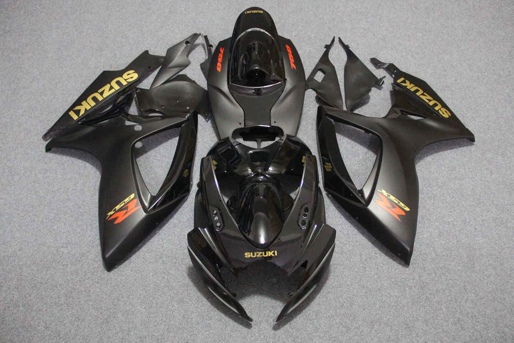 Комплект пластика для мотоцикла Suzuki GSX-R600/750 06-07 Черный с Золотыми наклейками COLOR+