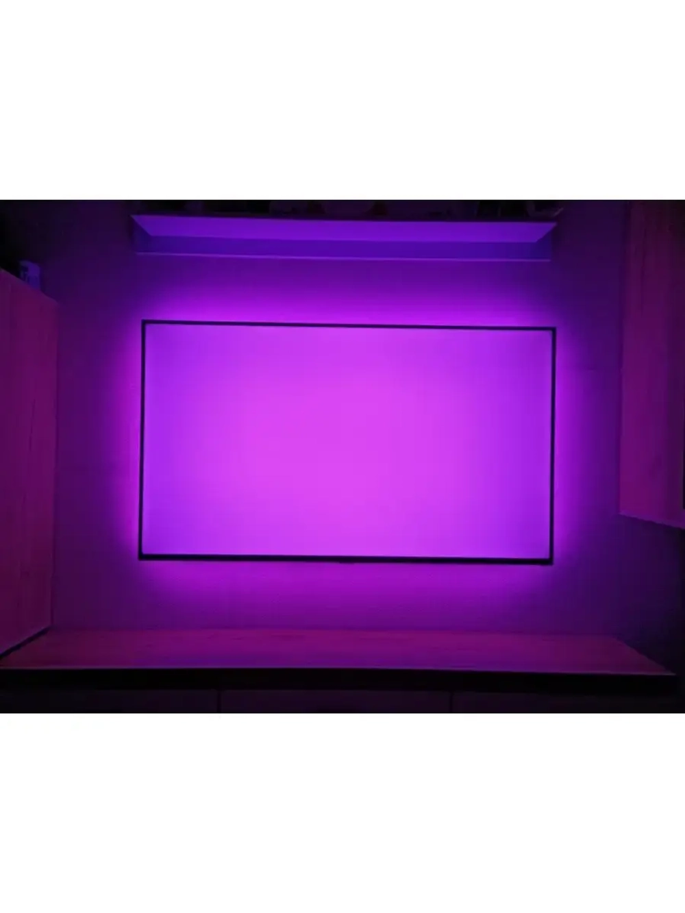 Динамическая адаптивная подсветка Ambilight для экранов 4 м