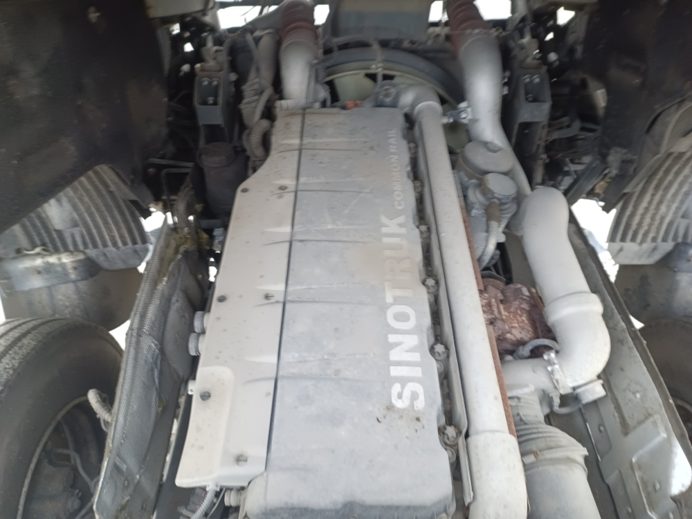 SITRAK C7H 4x2 Седельный тягач ZZ4186V361HE (Дизельный, 12,4 л, 480 л.с., АТ)