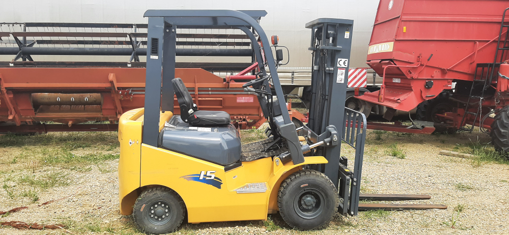 Aurora CPCD* Вилочный погрузчик CPCD15 (Дизельный, 2,3 л, 41 л.с., АТ)