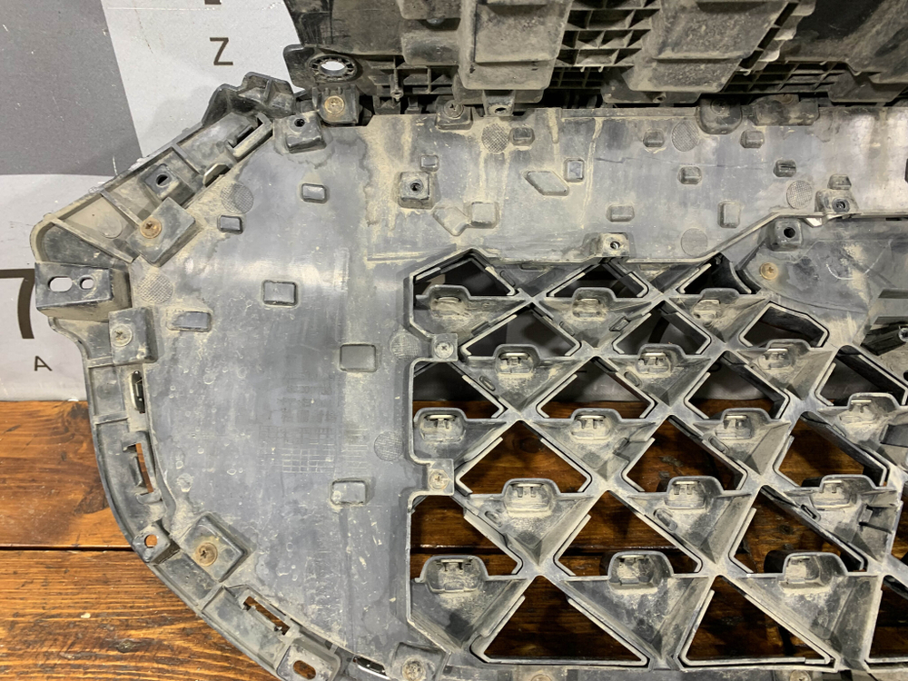 Решетка радиатора Chery Tiggo 8 Pro 21-нв Б/У Оригинал 602001506AA