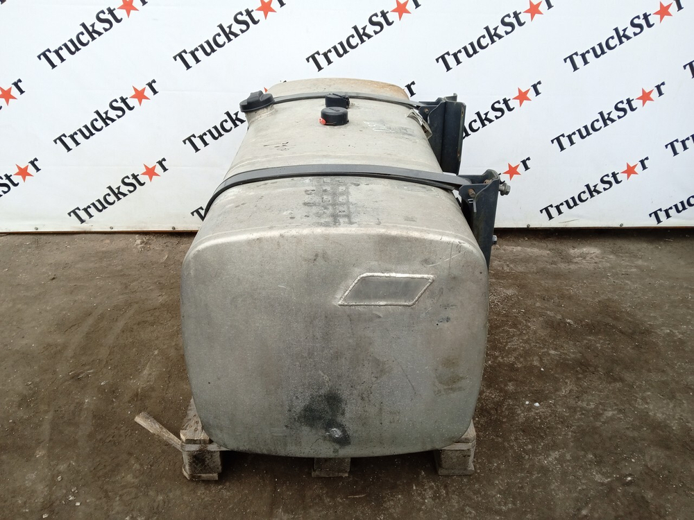 Бак топливный 675L 2019г.