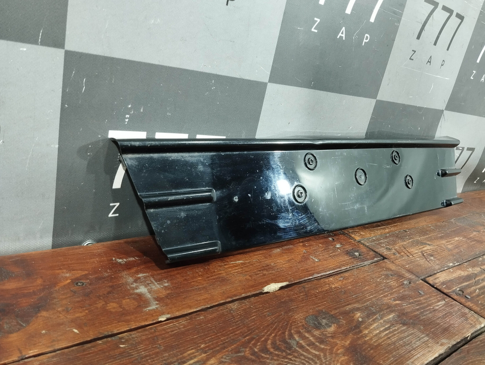 Площадка гос. номера Ford Kuga 2 (CBS) 12-16 Б/У Оригинал 2054948