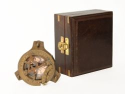 Nautical Морской компас в деревянном футляре