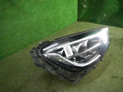Фара правая Mercedes GLC X253 (2019-2022) LED
