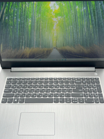 Ноутбук Lenovo Ideapad 3 17ADA05 (81W2009LRK) 15.6"/AMD Ryzen 3 3250U/RAM 4GB/SSD 256GB/AMD Radeon Graphics/1600x900/IPS/Windows 11/Подсветка кл-ры: нет/Серый. Состояние: B1