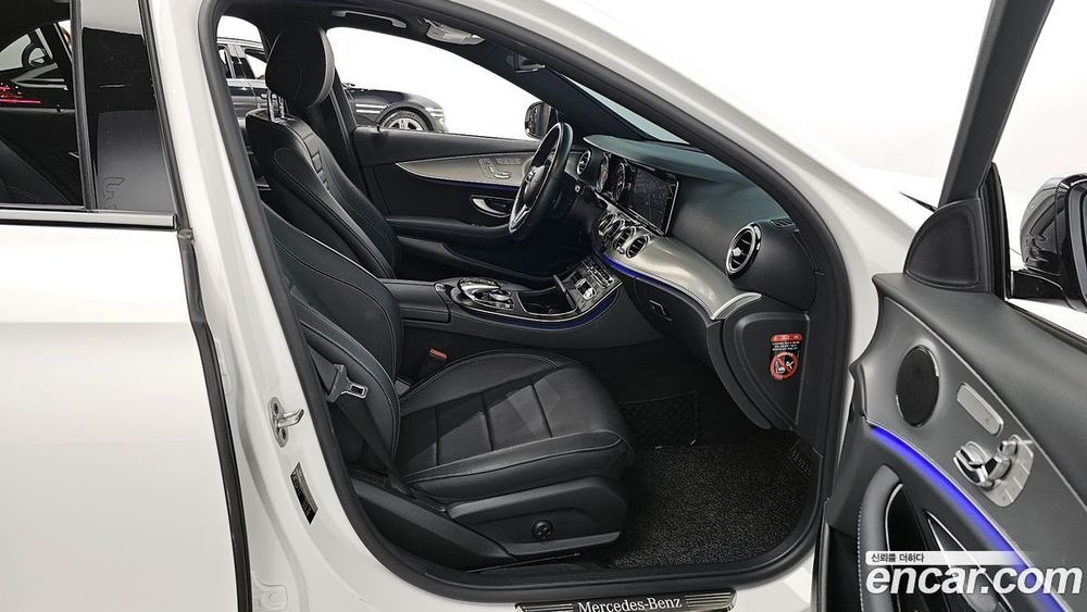 Mercedes-Benz E-Class W213 E250 Avangarde (06.2020)