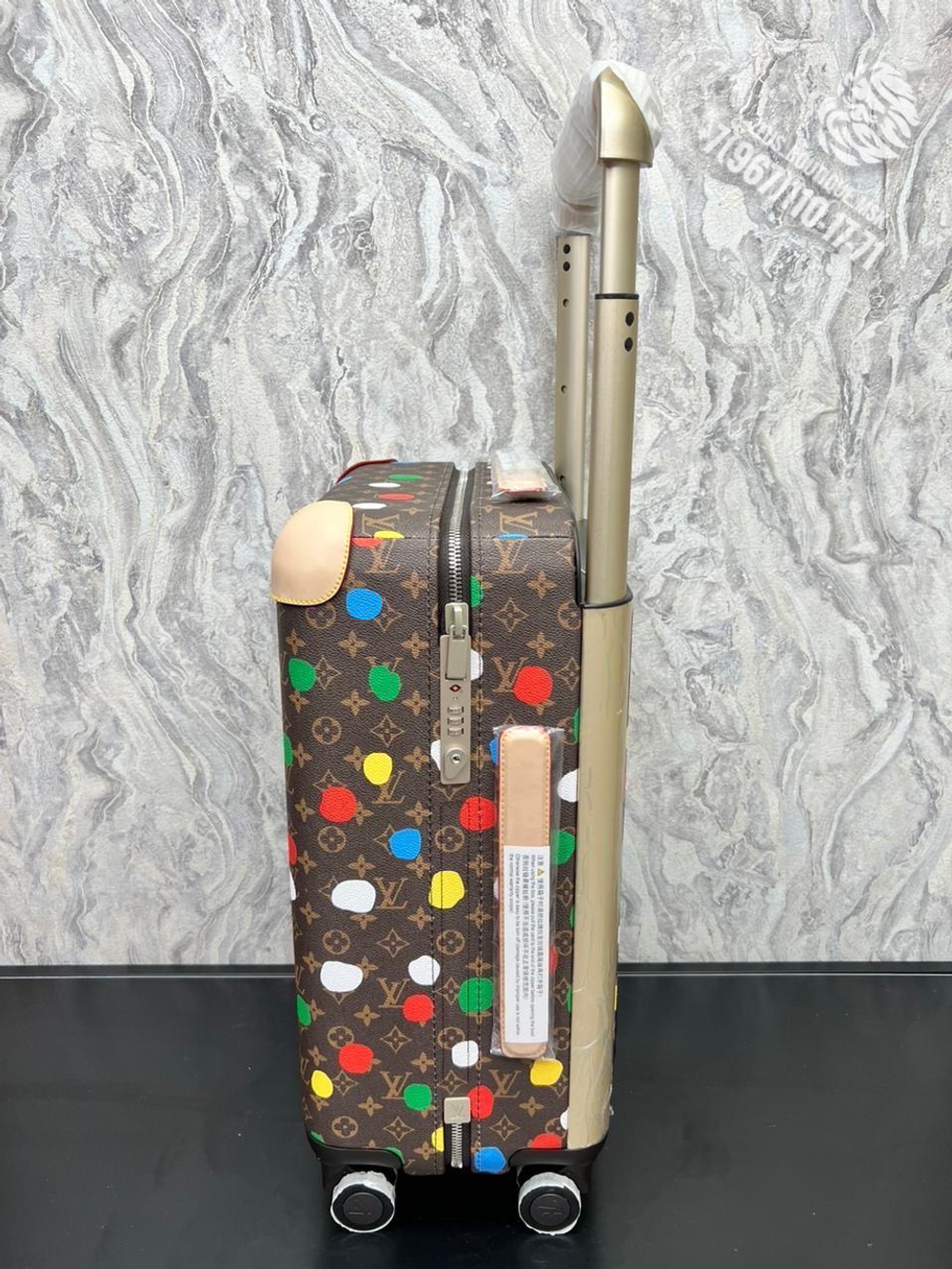 Дорожный чемодан Louis Vuitton Horizon