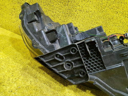 Битая Фара правая Nissan Qashqai J11 (2013-2019) галоген