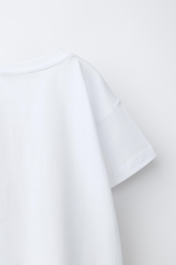 ZARA ФУТБОЛКА С АНИМАЛИСТИЧЕСКИМ ПРИНТОМ, БЕЛЫЙ