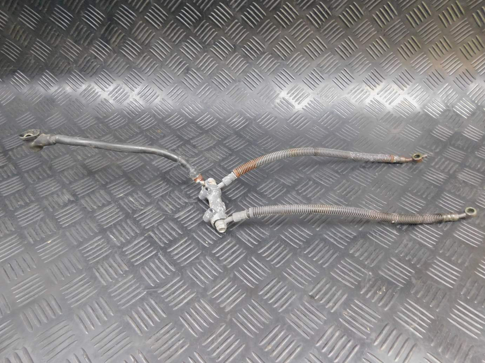 Шланги переднего тормоза Kawasaki ZZR 400 98 053117