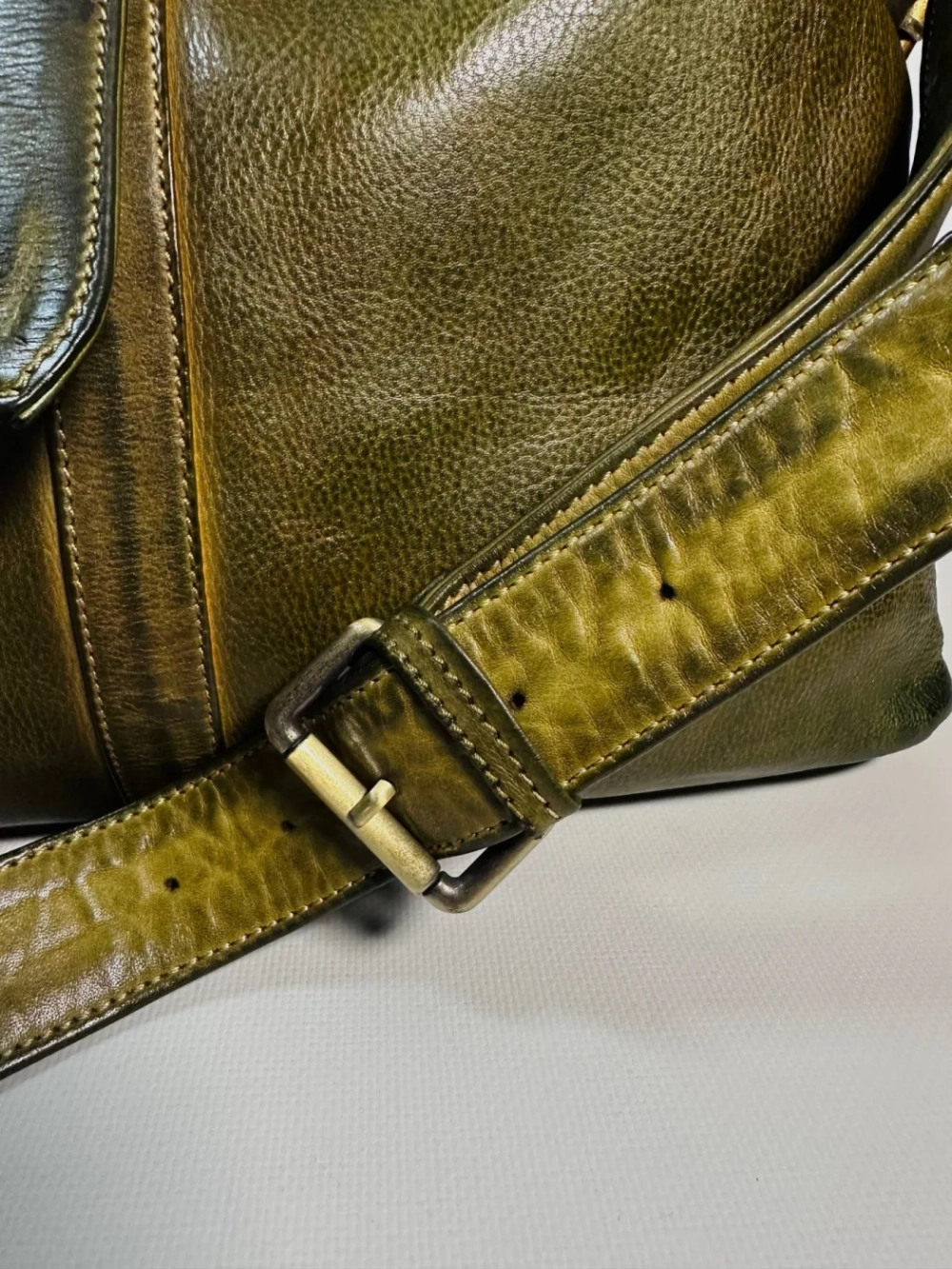 Женская премиальная горчично-оливковая сумка из натуральной кожи "Венеция"