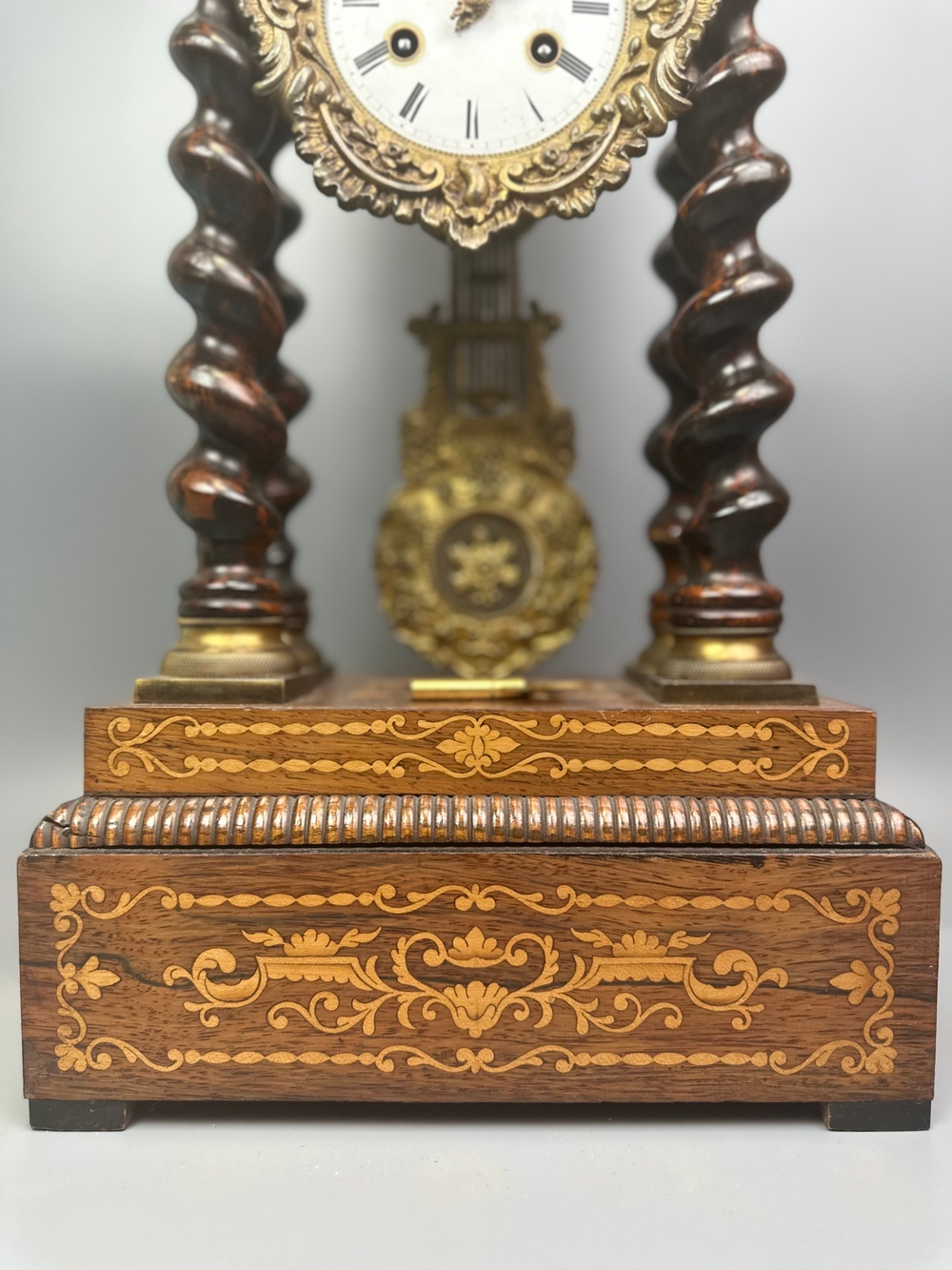 Портальные часы