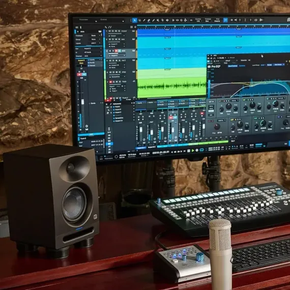PreSonus Eris Studio 4