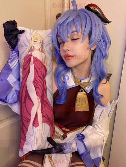 Мини дакимакура Маширо Шина из Кошечка из Сакурасо арт. M0396, 60х20 см