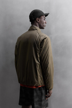 ZARA СТЕГАНАЯ БЕГОВАЯ КУРТКА С ПУХОВЫМ НАПОЛНИТЕЛЕМ, ТЕМНО-КОРИЧНЕВЫЙ