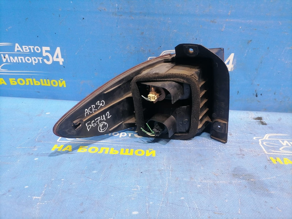 Стоп правый TOYOTA ESTIMA 2000-2003