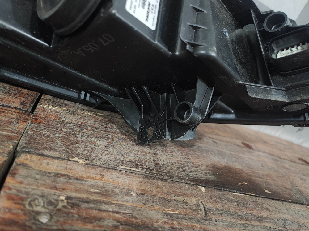 ДХО левый Haval F7 2, F7x 2 24-нв Б/У Оригинал 4102113XKN02A