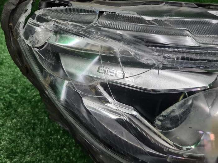 Фара правая Geely Atlas 1 (2016-2022) LED