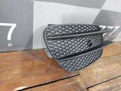 Накладка Решетка переднего бампера левая Mercedes E-Class (W213) 18-21 Б/У Оригинал A2138856700