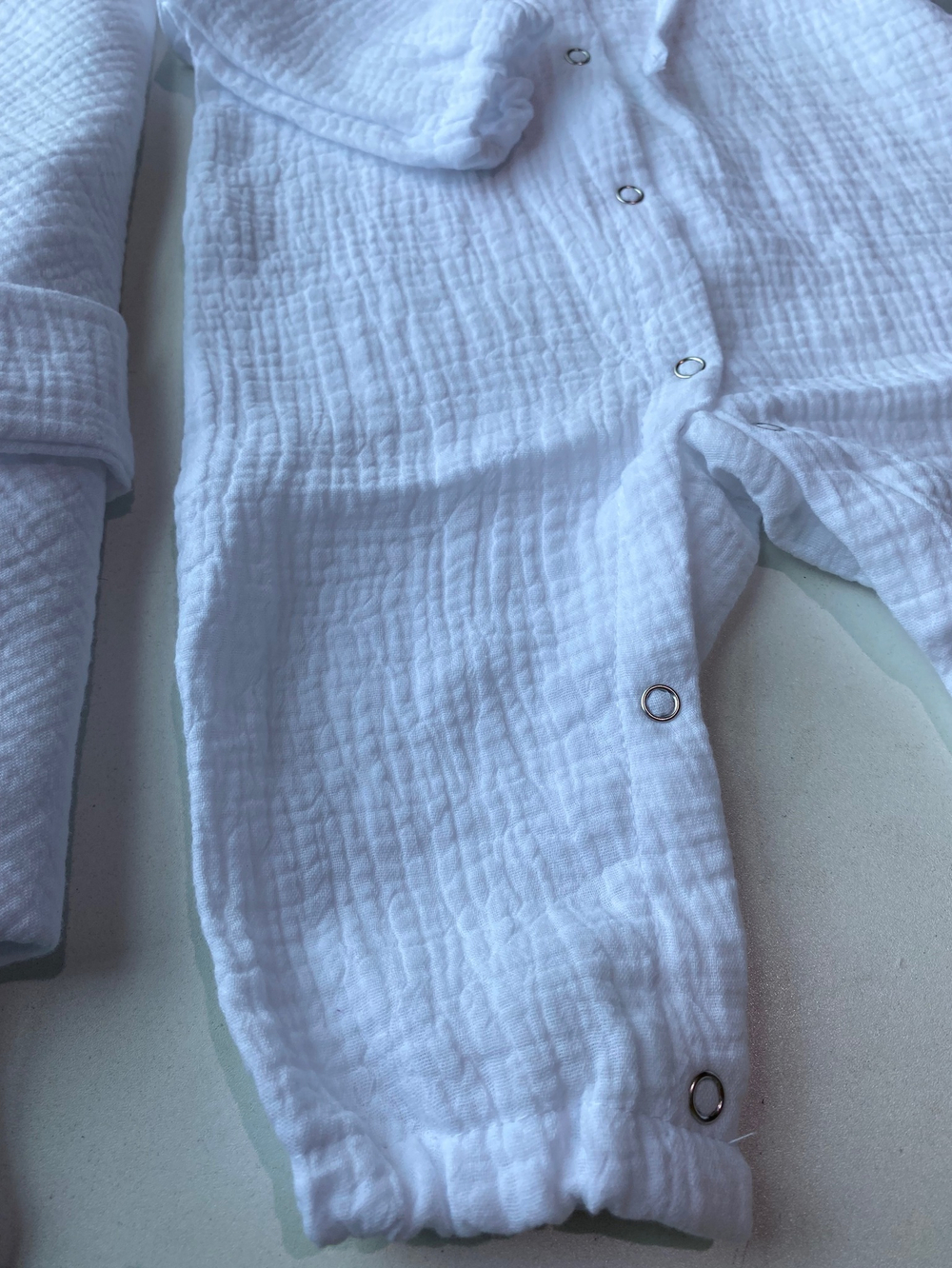 Муслиновый комплект на выписку лето "With Love" 4 пр. (Одеяло, пояс, комбинезон, шапочка) (Цвет: Серый)