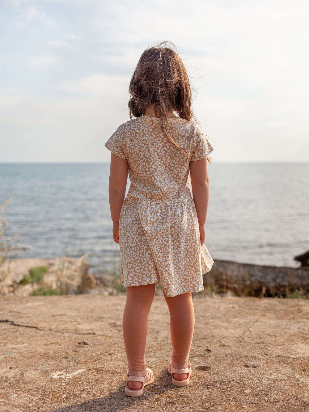 Платье с коротким рукавом Mjölk Sand Leopard