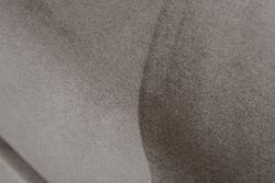 Банкетка велюровая Garda Decor Prima Velvet бежевая на металлических опорах