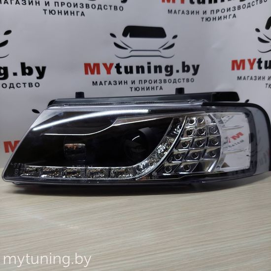 Передние фары VW Passat B5 daylight black