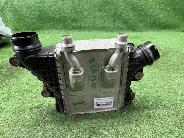 Интеркулер Land-Rover Discovery Sport (2019-н.в.)