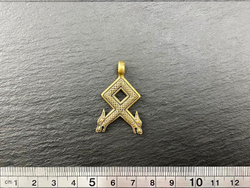 Подвеска. Руна "Одал"