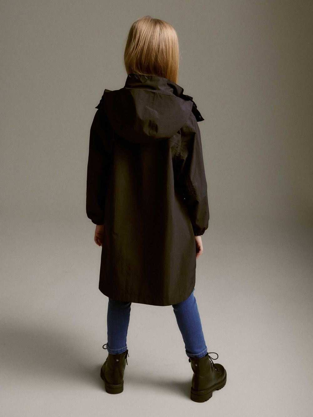 Куртка непромокаемая с капюшоном для девочки Next T78-025, Черный