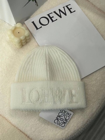Шапка Loewe