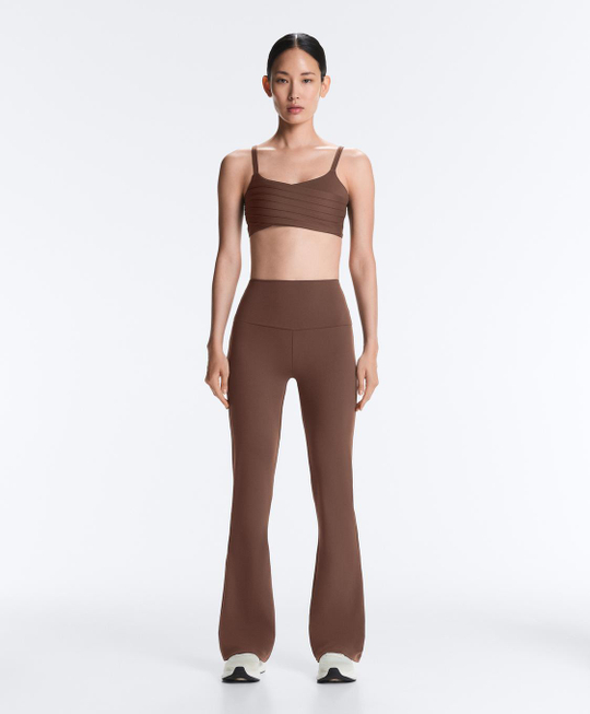 OYSHO Брюки клеш с высокой посадкой Flare Comfortlux High Rise, светло-коричневый