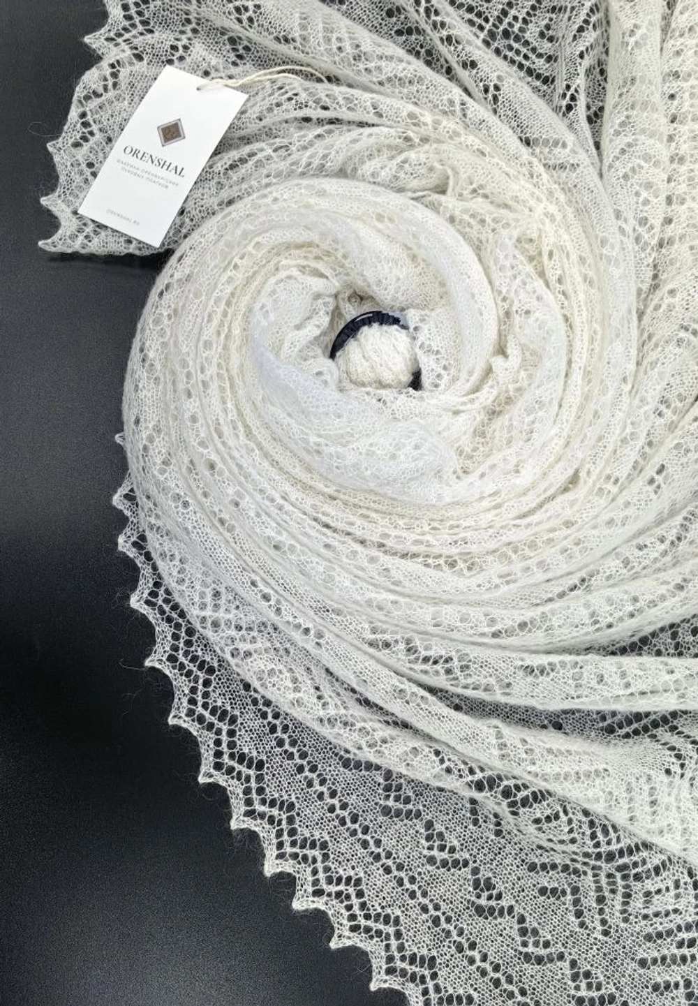 Оренбургский пуховый платок-паутинка А140-01 белый отбеленный