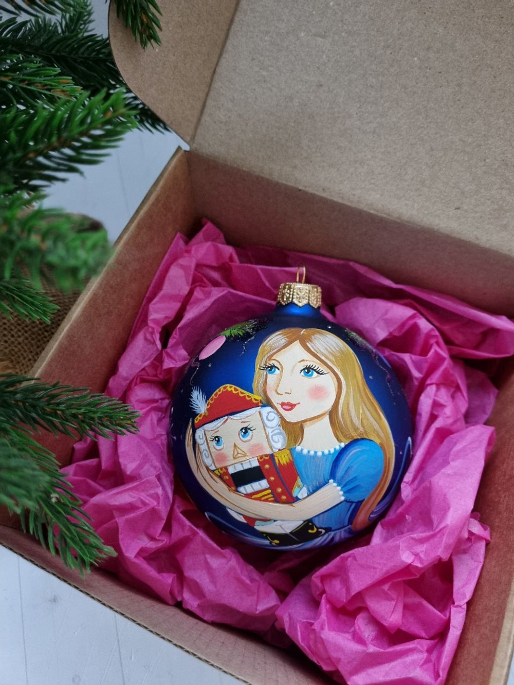 Шар стеклянный "Щелкунчик"