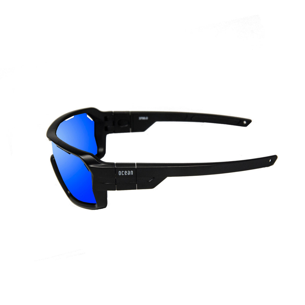 Спортивные очки OCEAN Chameleon Black / Revo Blue Polarized lenses