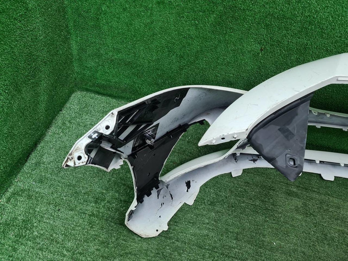 Бампер передний Mercedes A W177 (2018-2022) AMG