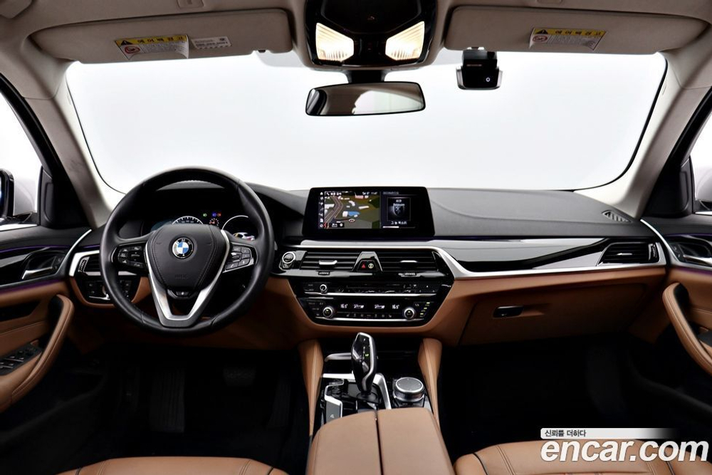 BMW 5 Series (G30) 520i Luxury (11.2019)