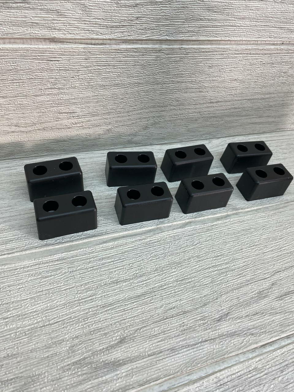 Ножки для мебели пластиковые высота 27 мм 10 штук