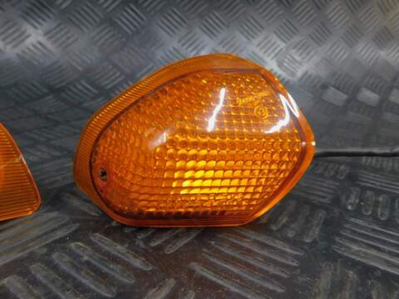 Поворотники задние Kawasaki ZZR 400 98 053050