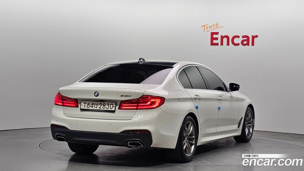 BMW 5 Series (G30) 520i M Sports (07.2020)