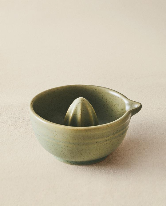 ZARA HOME КЕРАМИЧЕСКАЯ СОКОВЫЖИМАЛКА, ЗЕЛЕНЫЙ