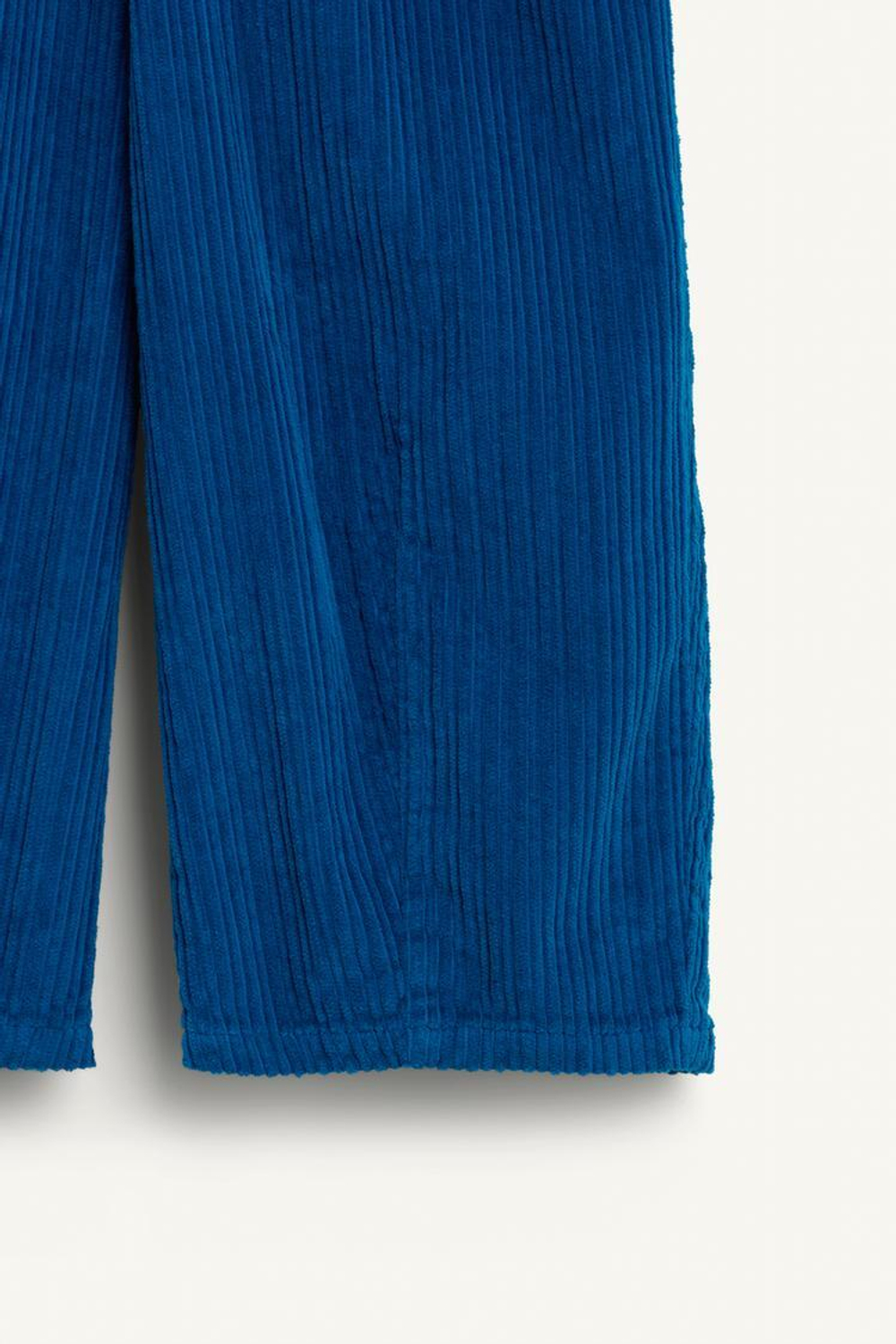 ZARA ВЕЛЬВЕТОВЫЕ ШИРОКИЕ БРЮКИ, СИНИЙ