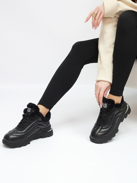 Кроссовки женские зимние