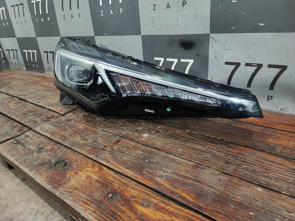 Фара правая LED Changan Eado Plus 20-нв Б/У Оригинал C211F2805010209